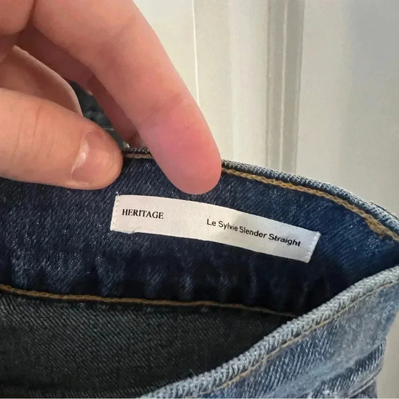 1053 FRAME Denim Heritage Le Sylvie Slender Straight Size 26 Color Blue - Picture 4 of 5